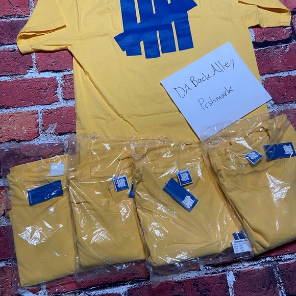 Undefeated Icon T-shirt - Picture 3 of 8